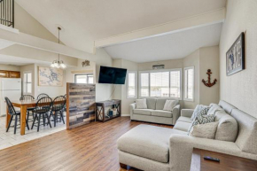 Lake-View Condo in Osage Beach Walk to Boat Ramp